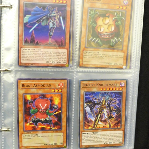 2035 - Over 160 Yu Gi Oh cards including vintage cards, from early sets such as LOB, SDK, SDP, MRD, MRL, SD... 