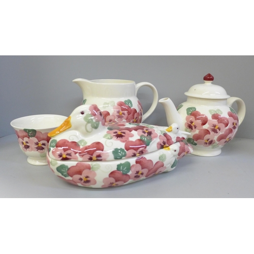 2069 - A collection of Emma Bridgewater pottery, a large teapot, large cup, hen egg basket with lid and a l... 