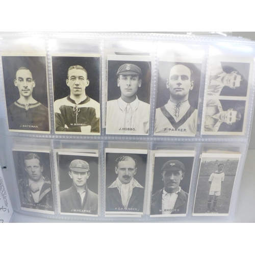 2180F - A collection of football themed and other cigarette cards, various brands