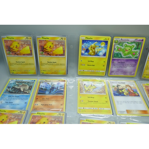 2187 - 64 Pokémon cards including vintage and various Pikachu