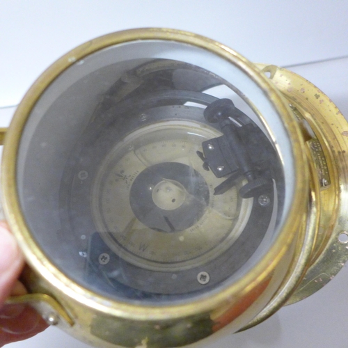 2237 - A Saura binnacle magnetic compass, Sea Maste, type PM75, 19cm tall, 17cm diameter