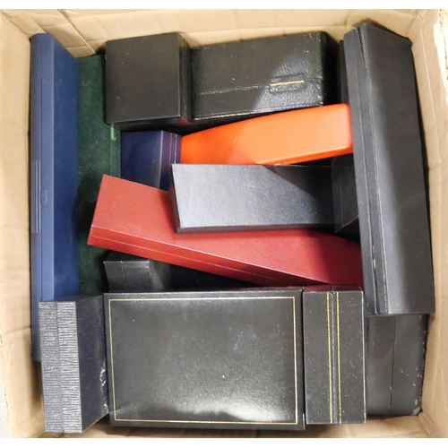 2257 - Empty jewellery boxes & watch boxes (2 boxes)