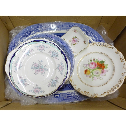 2287 - A collection of decorative plates and dishes including Spode and Doulton Burslem **PLEASE NOTE THIS ... 