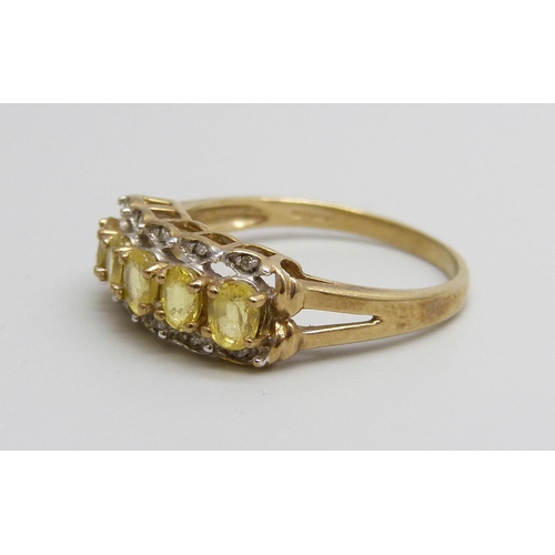 7048 - A 9ct gold, yellow and white stone ring, 2.8g, R