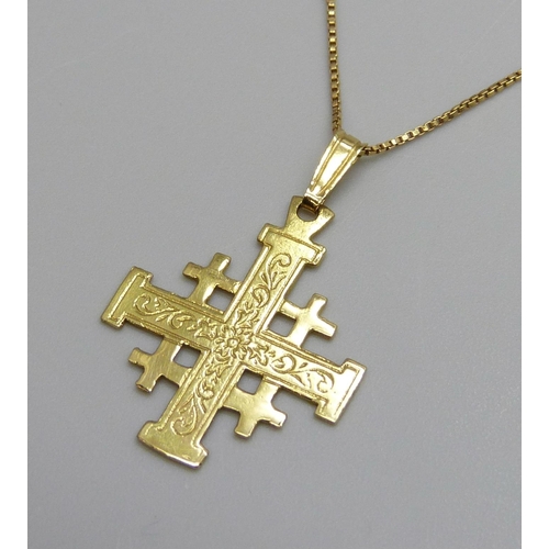 7082 - An 18ct gold Jerusalem cross pendant on a fine 18ct gold box link chain, 3.3g, chain 50cm