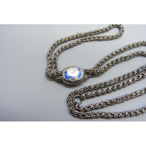 7146 - A white metal rope chain with an enamelled stopper (enamel a/f), 68g