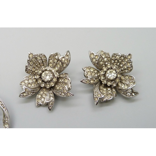 7178 - A Mitchel Maer for Christian Dior En Tremblant 1950s brooch with matching earrings