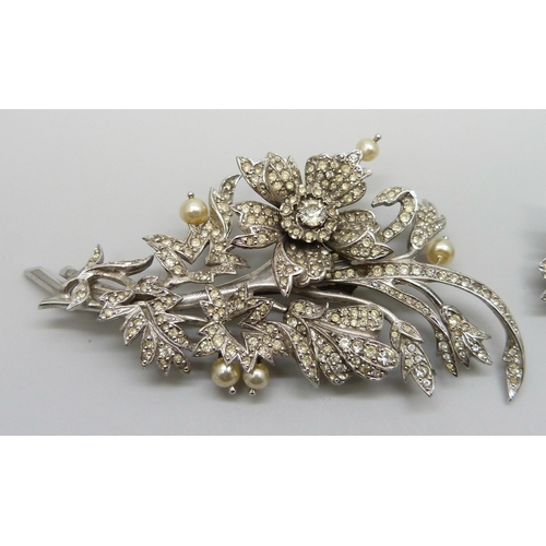 7178 - A Mitchel Maer for Christian Dior En Tremblant 1950s brooch with matching earrings