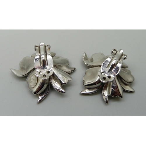 7178 - A Mitchel Maer for Christian Dior En Tremblant 1950s brooch with matching earrings