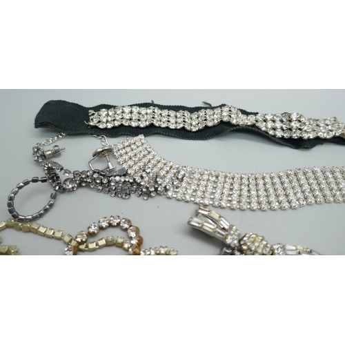 7187 - A collection of paste set costume jewellery