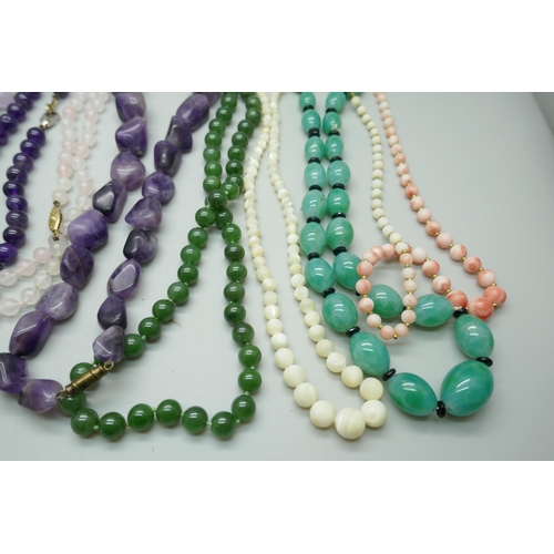 7212 - A collection of semi-precious stone jewellery