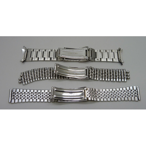 7270 - Three Seiko wristwatch bracelet straps