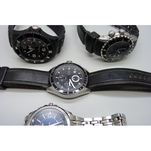 7273 - Four wristwatches including Seiko and Casio