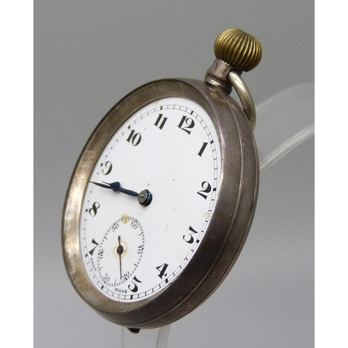 7303 - A silver pocket watch, London import mark for 1919, a/f