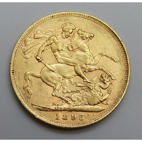 7330 - A Victorian full sovereign, 1895