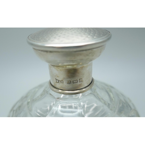 7365 - A silver top scent bottle, Walker & Hall, with inner stopper, height 72mm