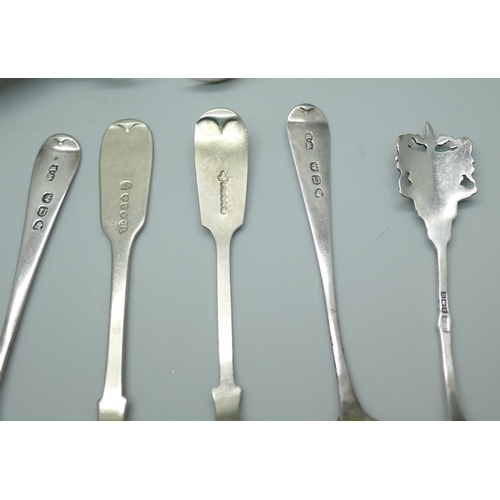 7372 - A collection of silver spoons, 178g, a plated ladle and three other plated items