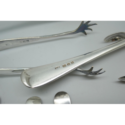 7372 - A collection of silver spoons, 178g, a plated ladle and three other plated items