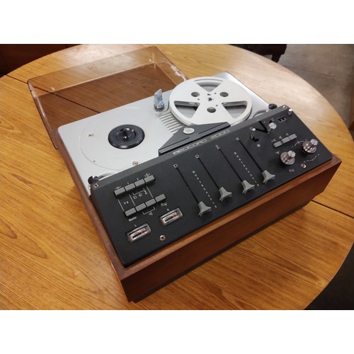 63L - A Bang & Olufsen Beocord 2000 teak reel to reel tape recorder