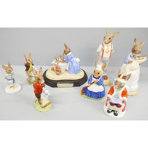 2084 - Bunnykins; three limited edition collectors' club figures with certificates and boxes; Bath Night, F... 