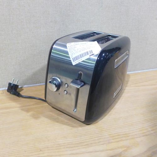 6297 - KitchenAid Classic Toaster  - This lot requires a UK adapter   (343-37) *This lot is subject to Vat