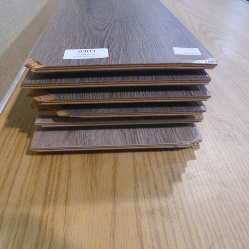 6303 - Urban Grey Oak Laminate Flooring (348-259) *This lot is subject to Vat