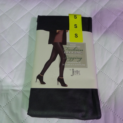 6319 - Jezebel fashion leggings in black x 36 size small (343) *This lot is subject to Vat