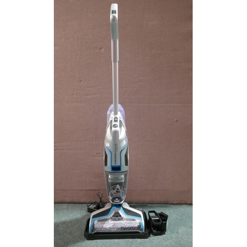 6168 - Bissell Crosswave 2.5 Floor Cleaner with gun - This lot requires a UK adapter     (343-85) *This lot... 