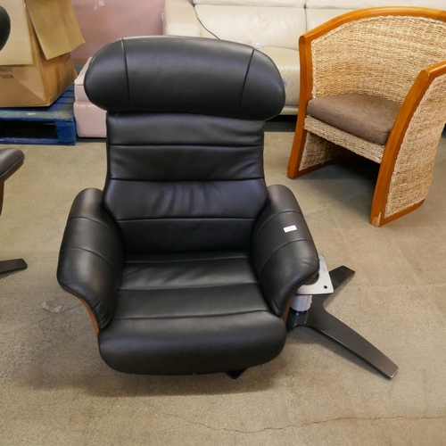 3318 - Kuka Karma Chair (damaged/incomplete) Original RRP £583.33 + Vat (4219-9) *This lot is subject to Va... 