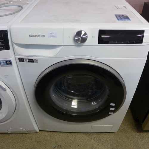 4035 - Samsung Smart Washing Machine   - This lot requires a UK adapter *This lot is subject to Vat