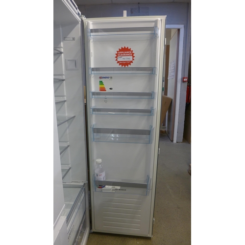 4020 - Bosch Built In Tower Fridge, Original RRP £665.83 + Vat  *This lot is subject to Vat