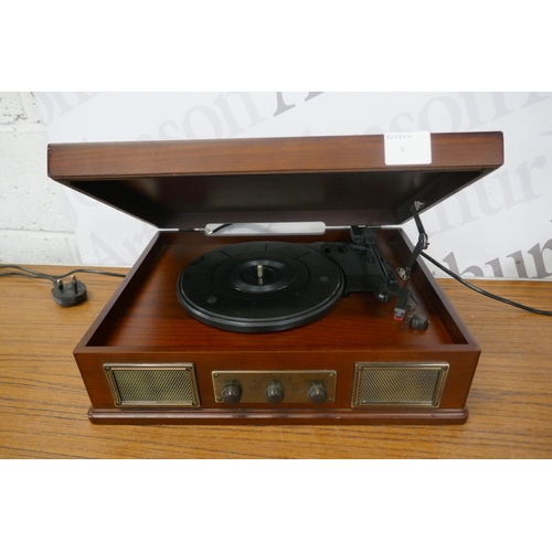 5409 - A Steepletone USB Norwich vintage style turntable with a footspa