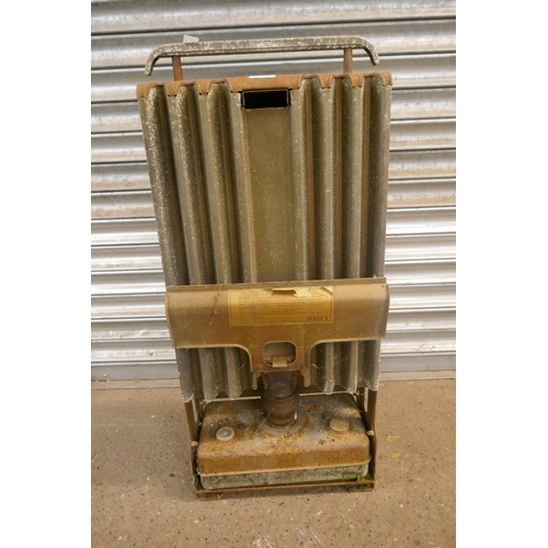 5426 - A vintage Aladdin paraffin heated radiator