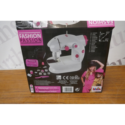 5480 - A Medisana footspa, boxed and a Fashion Passion sewing machine