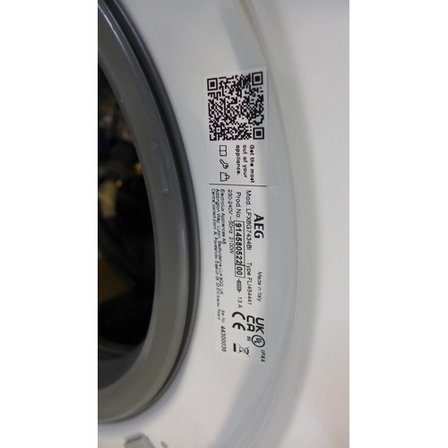 4111 - AEG Washing Machine Original RRP £400 + Vat *This lot is subject to Vat