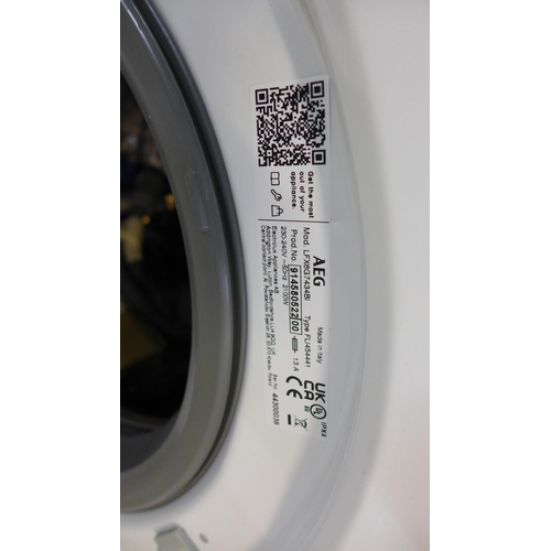 4111 - AEG Washing Machine Original RRP £400 + Vat *This lot is subject to Vat