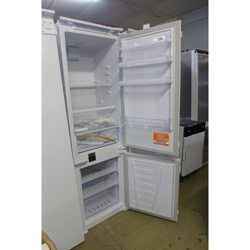 4153 - Beko Fridge Freezer , Original RRP £450 + Vat  *This lot is subject to Vat