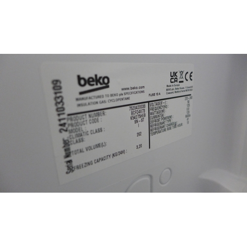 4153 - Beko Fridge Freezer , Original RRP £450 + Vat  *This lot is subject to Vat