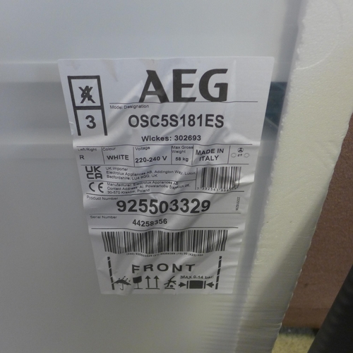 4175 - AEG Integrated 70/30 Fridge Freezer, Original RRP £499.17 + Vat *This lot is subject to Vat