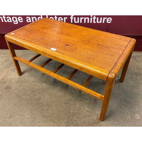 41 - A Danish teak rectangular coffee table