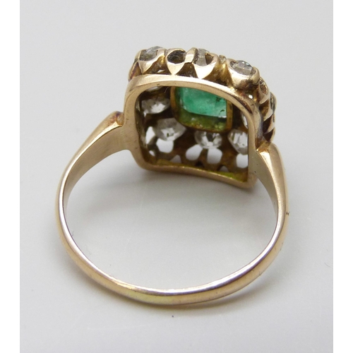 7023 - A Georgian emerald and diamond set ring, 4.8g, L