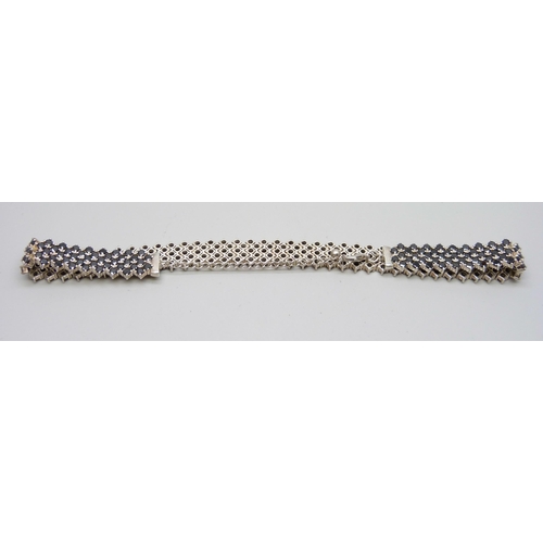 7055 - A 925 silver choker necklace, signed CMEG