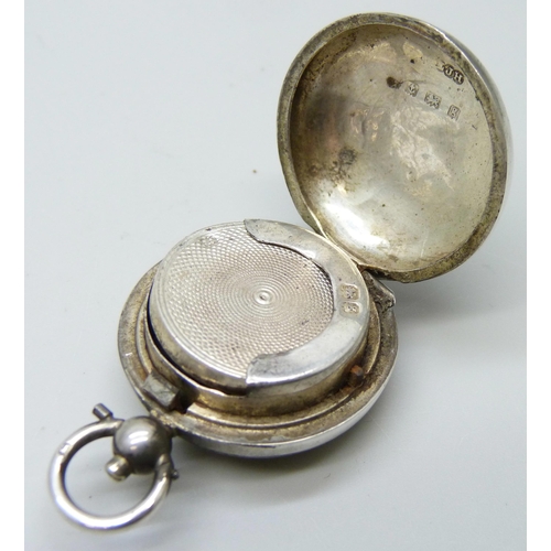 7065 - A silver engraved sovereign case, Birmingham 1906