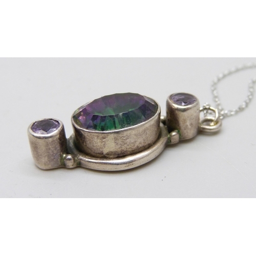 7077 - A silver and mystic topaz pendant and chain