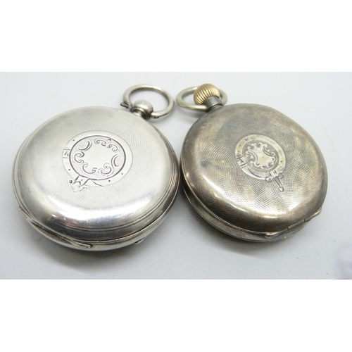 7100 - Two silver pocket watches, a/f, and two silver fob watches