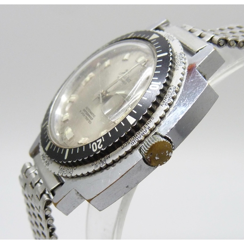 7115 - A Hira automatic wristwatch