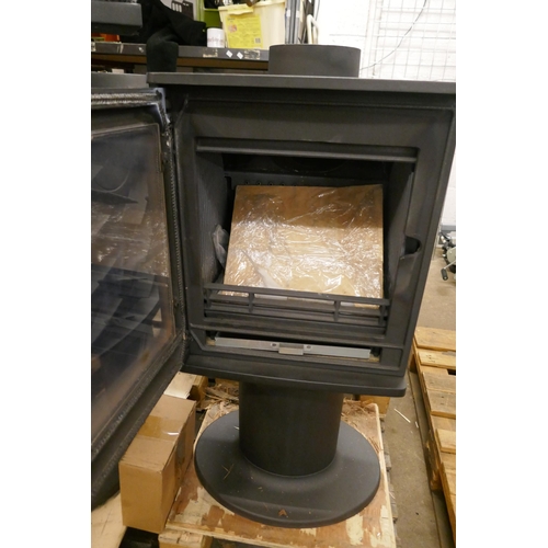 5268 - A Clarke Gloucester cast iron wood burning stove with pedestal base 21/0204* This lot is subject to ... 