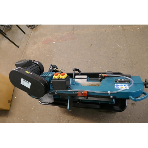 5352 - A model MBS712 230v 1400rpm metal cutting band saw on wheel stand 16/0526* This lot is subject to VA... 