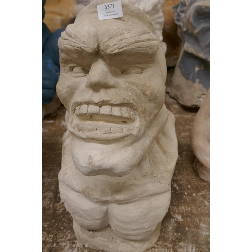 5371 - 6 concrete busts featuring miscellaneous characters including cyclops, a gargoyle, a wolf, a mutant ... 