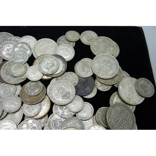 7243 - Coins; a collection of 1920-1946 coins, 957g, and other coins